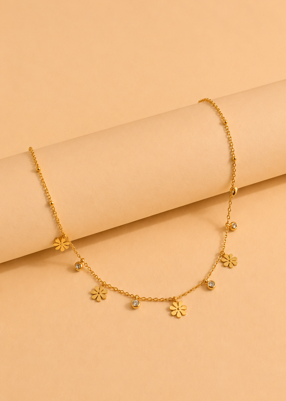 Daisy Sparkle Charm Necklace