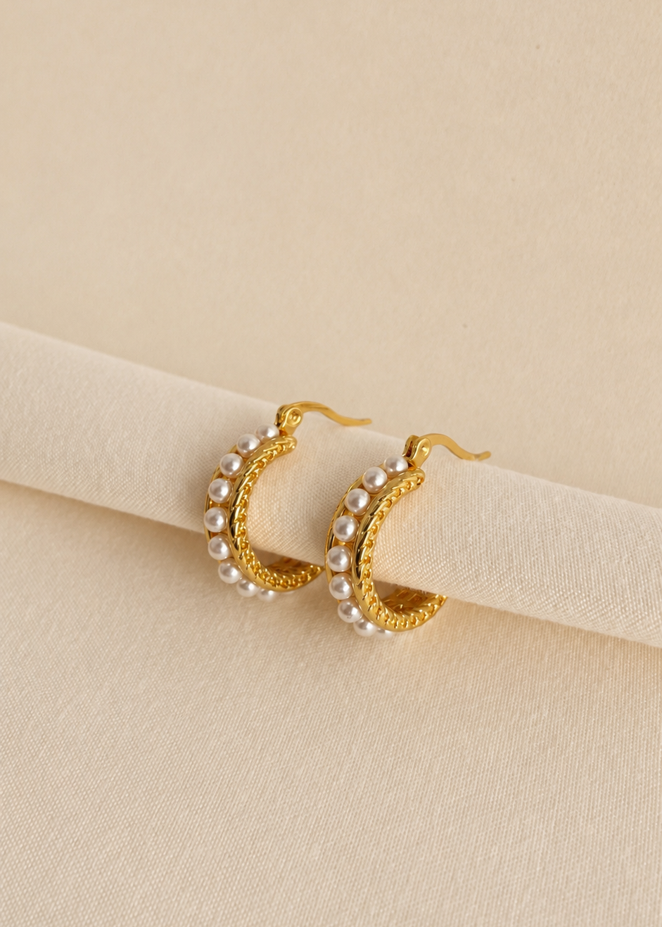 Pearl Trim Twisted Rope Hoops