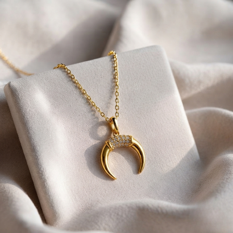 Luna Horn