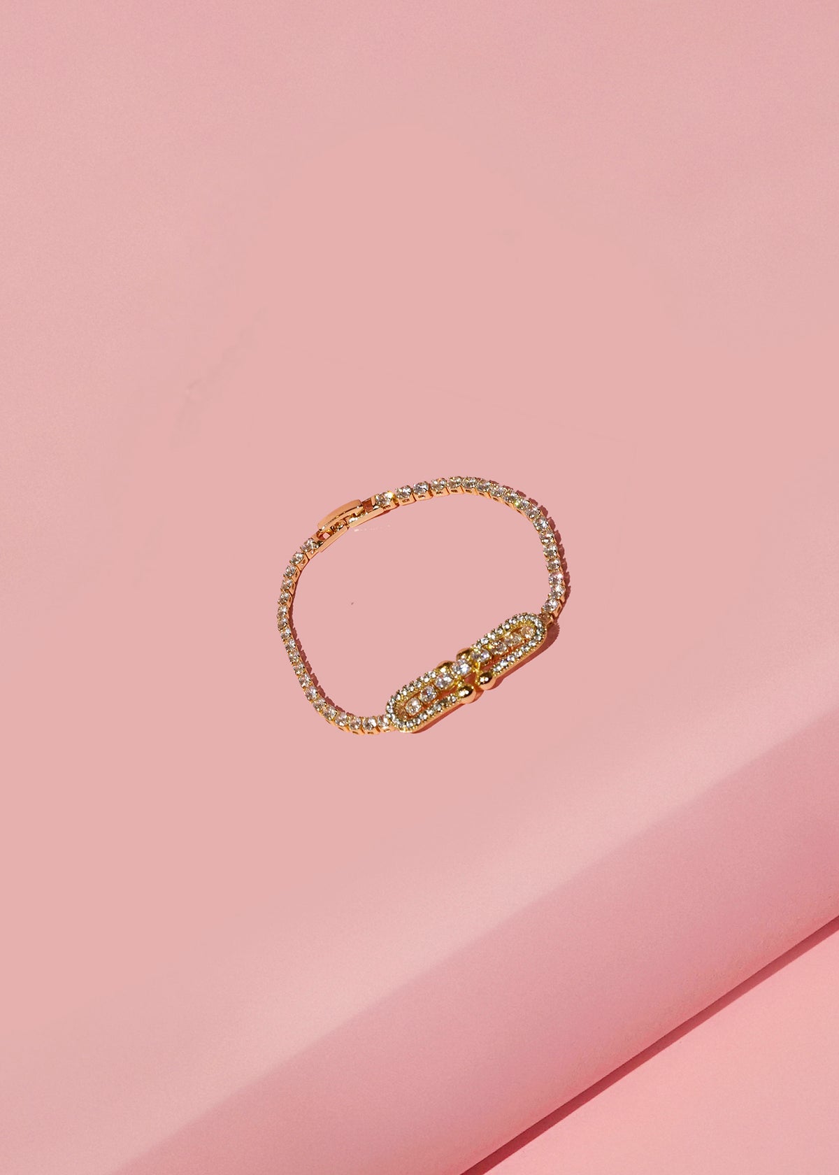 Middle bracelet