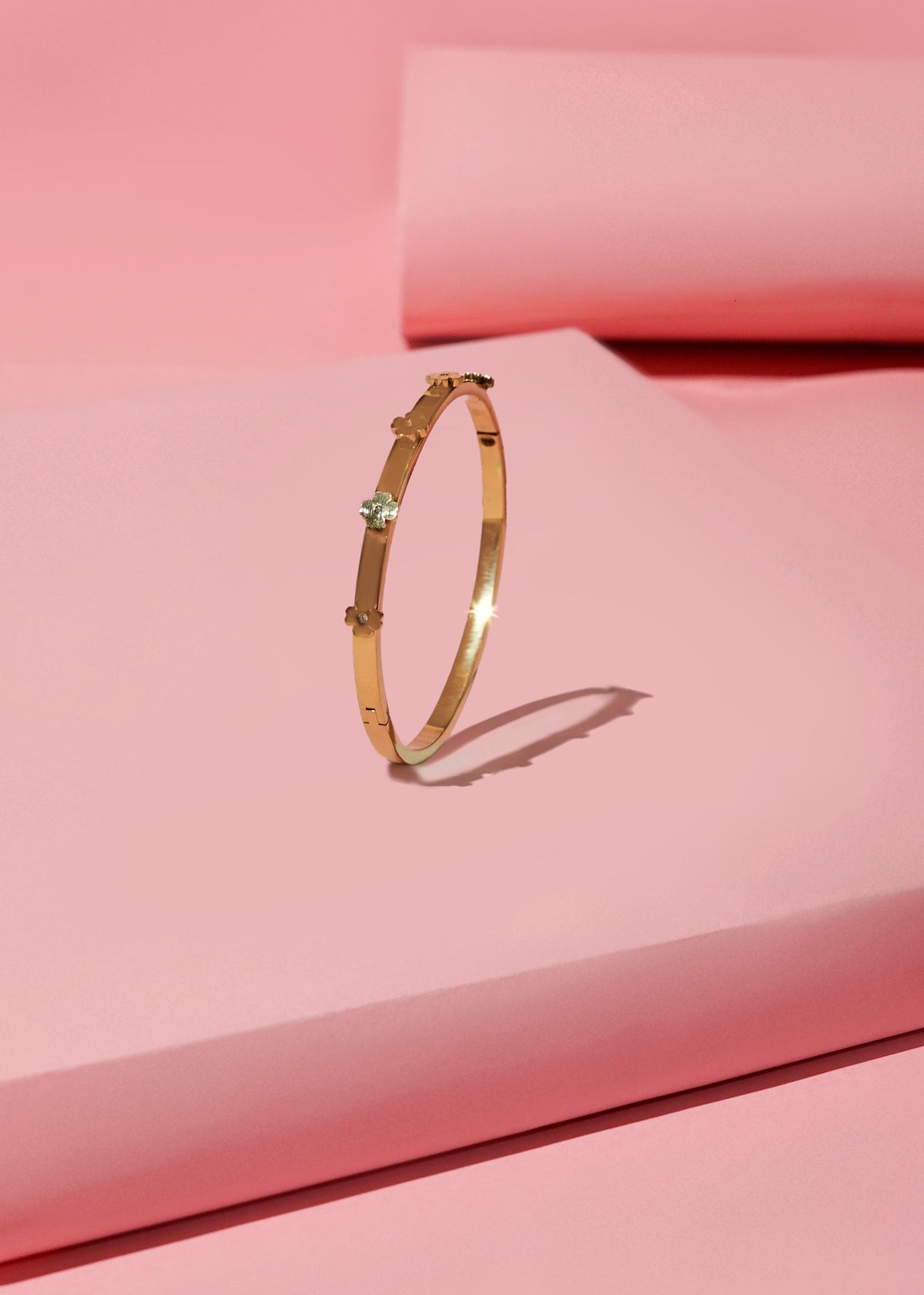 Minimal Floral Diamond Bangle