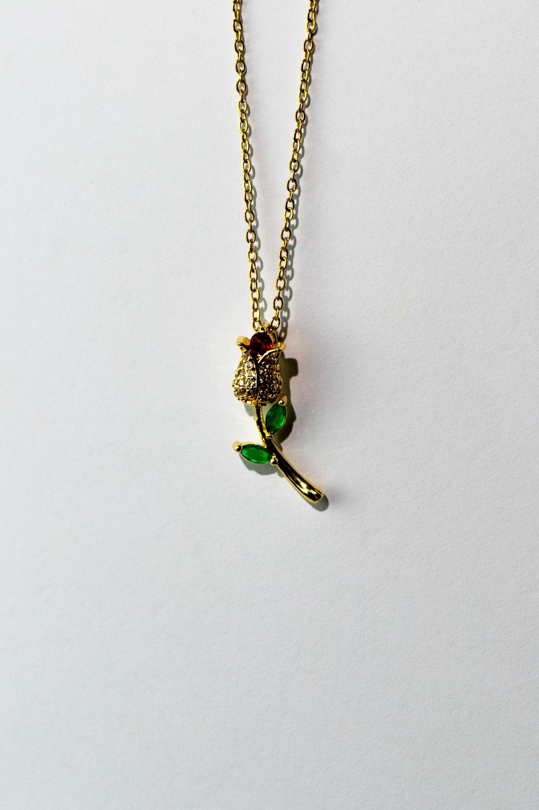 Rose Pendant Necklace
